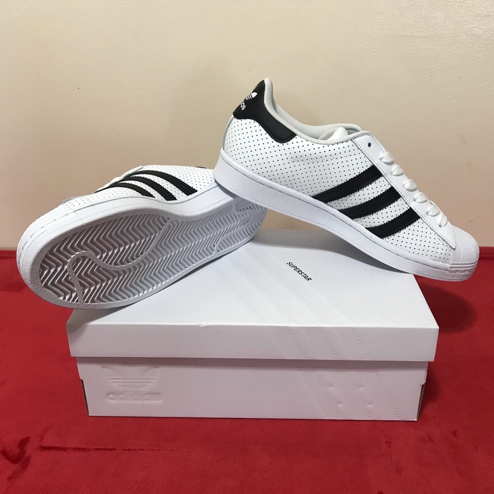 (SOLD) ADIDAS SUPERSTAR